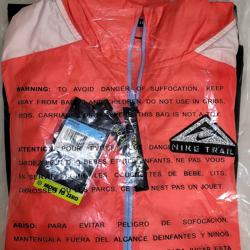 Nike Trail Windrunner Packable Jacket Sz M Women NWT